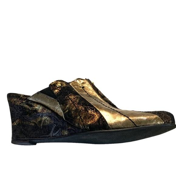 HELLE metallic gold snd browns size‎ 39 wedges. Leather uppers. Made in Spain. - Picture 7 of 11